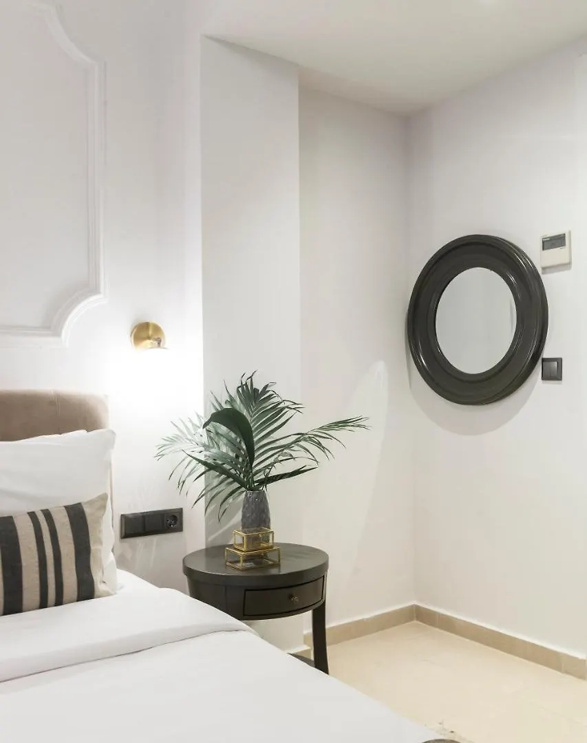 The Mood Luxury Rooms سالونيك شقة